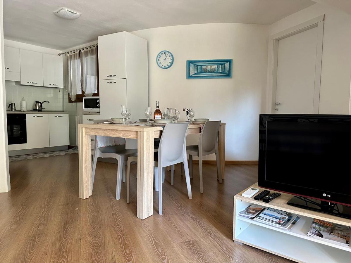 Villa Zippiri Is Molas Pula Buitenkant foto
